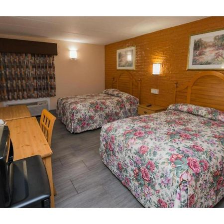 Tri-City Motel By Oyo Forest City Spindale Bagian luar foto